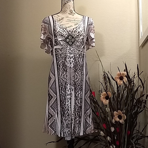 Apt. 9 Dresses & Skirts - NWOT, Apt. 9, Fabulous Print Dress